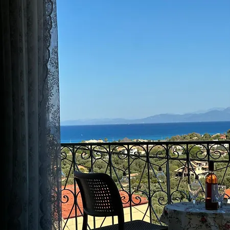 公寓 Maria's Lefkáda